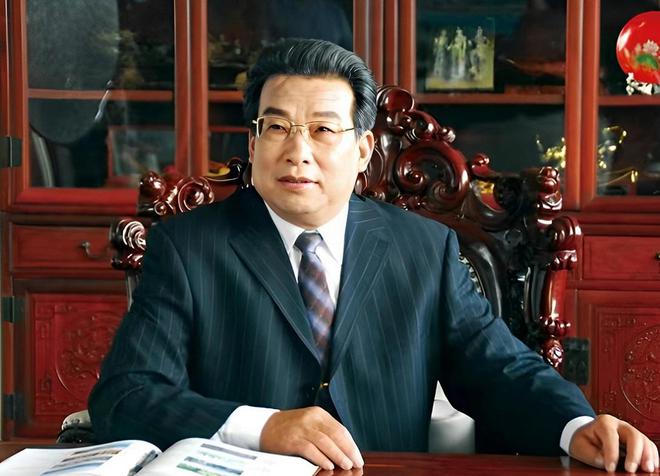 揭晓坐拥身价4770亿一位外地老板闯进前三CQ9电子中国网站山东2025年十大富豪(图10)